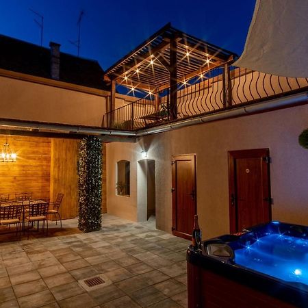 Zollus House Tvrda Διαμέρισμα Όσιγιεκ Εξωτερικό φωτογραφία