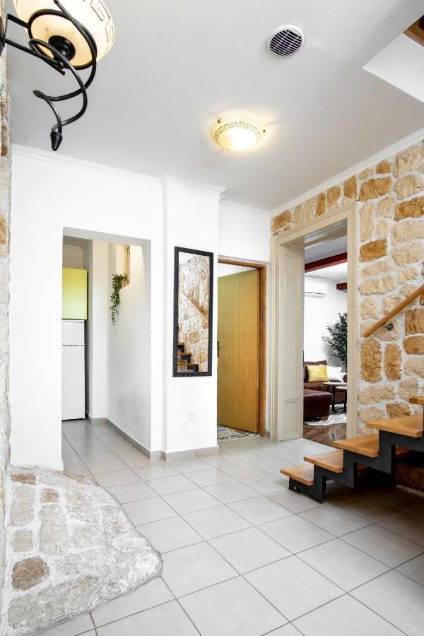 Zollus House Tvrda Διαμέρισμα Όσιγιεκ Εξωτερικό φωτογραφία