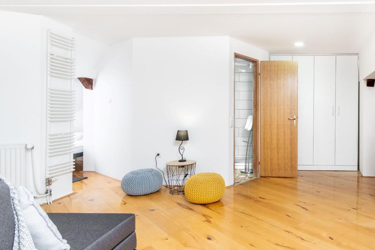Zollus House Tvrda Διαμέρισμα Όσιγιεκ Εξωτερικό φωτογραφία